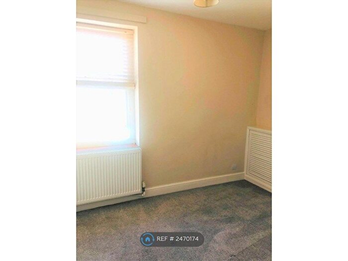 4 Bedroom Flat To Rent In South Street, Crowland, Peterborough, PE6