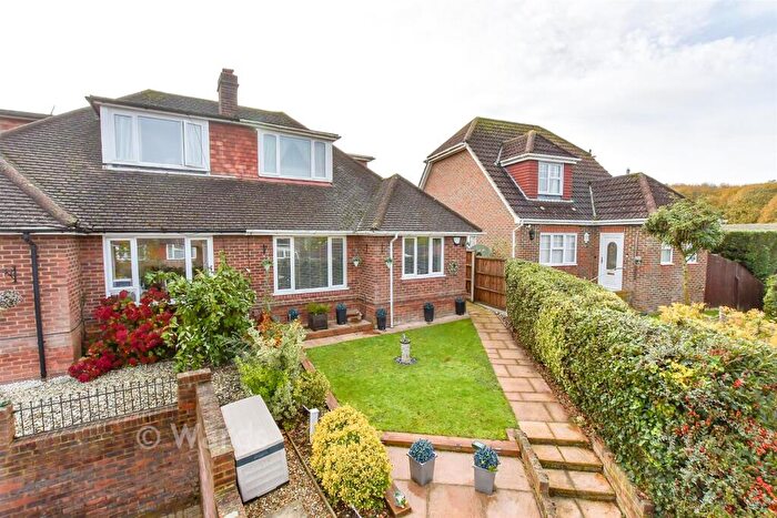 2 Bedroom Chalet For Sale In Downs View Road, Penenden Heath, Maidstone, Kent, ME14