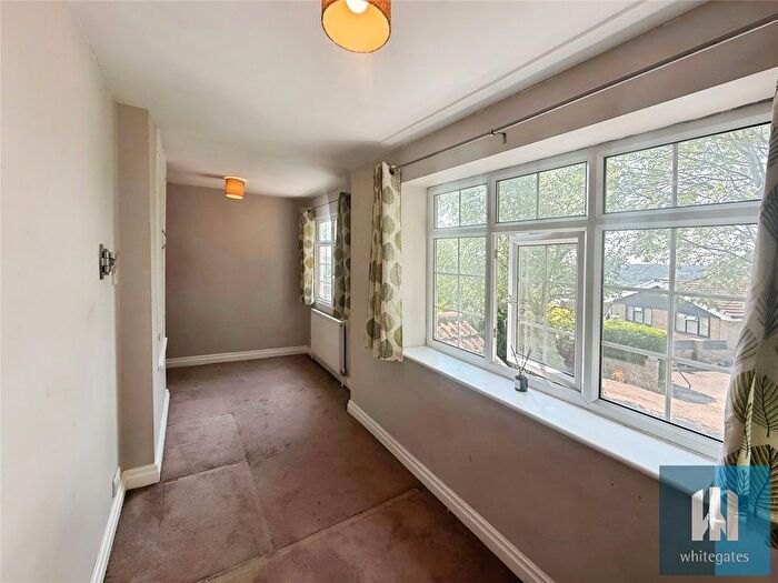 4 Bedroom Semi-Detached House To Rent In Marie Close, Lascelles Hall, Huddersfield, HD5