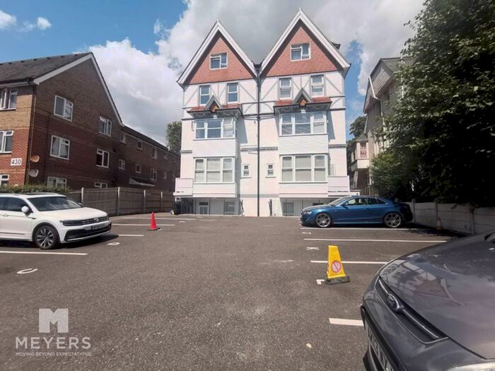 1 Bedroom Flat To Rent In Fernwood Court, - Christchurch Road, Bournemouth, BH1