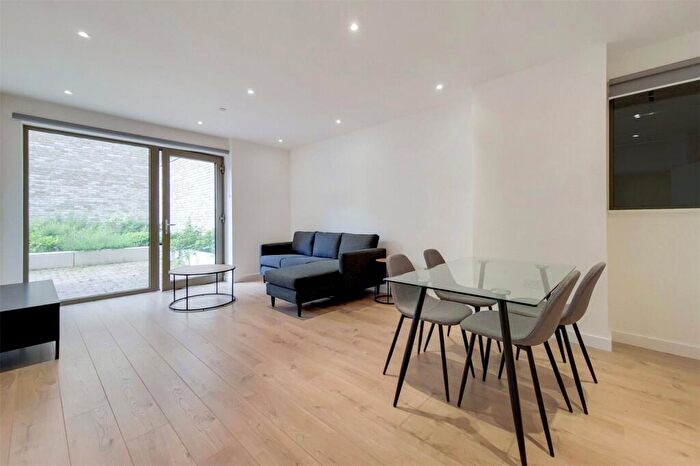 2 Bedroom Apartment To Rent In Atlantis Avenue, London, E16