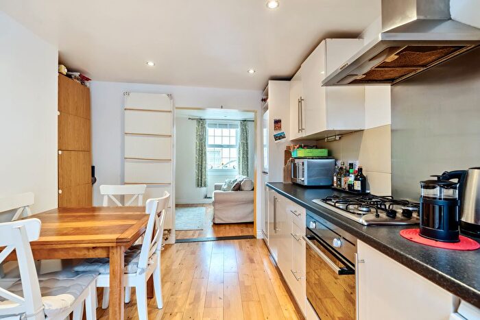 3 Bedroom Terraced House For Sale In Westgate Street, Taunton, TA1