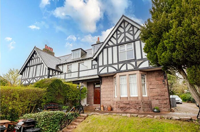 4 Bedroom Flat For Sale In North Deeside Road, Peterculter, AB14