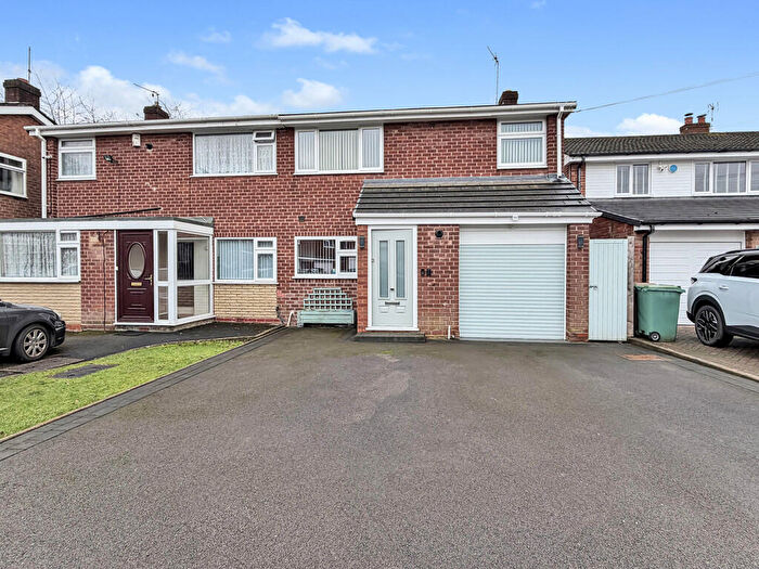 4 Bedroom Semi Detached House For Sale In Langley Hall Road, Solihull, B92