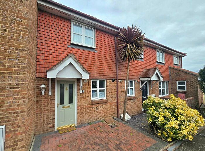 2 Bedroom Terraced House To Rent In Vokes Close, Sholing, SO19