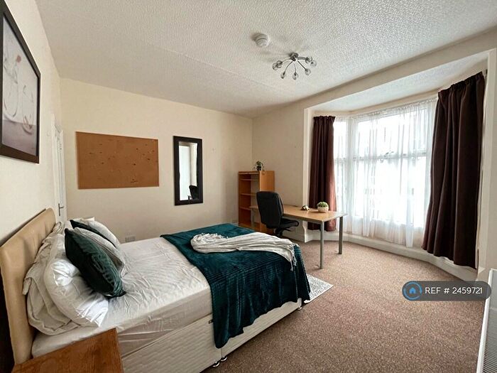 4 Bedroom Terraced House To Rent In St. Georges Road, Coventry, CV1