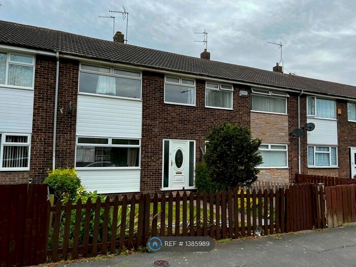 3 Bedroom Terraced House To Rent In Newtondale, Hull, HU7