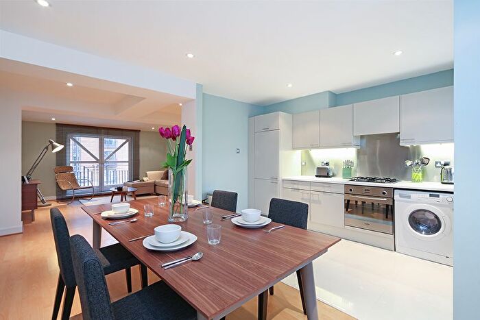2 Bedroom Flat For Sale In Artesian Road, London, W2