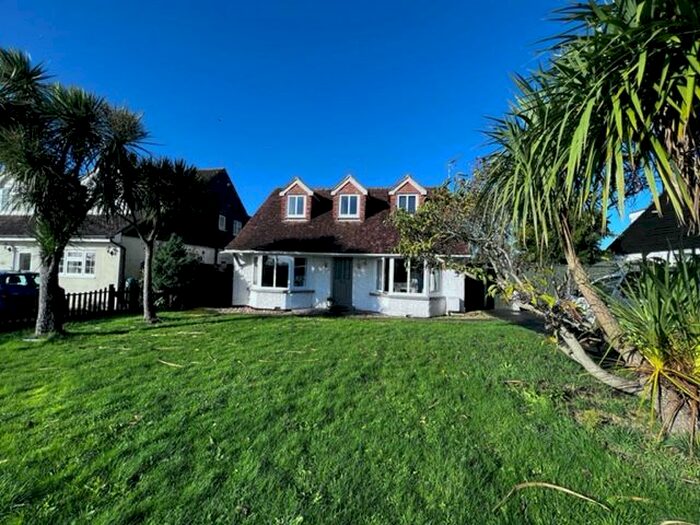 4 Bedroom Property To Rent In Ashford Road, Kingsnorth, Ashford, TN23