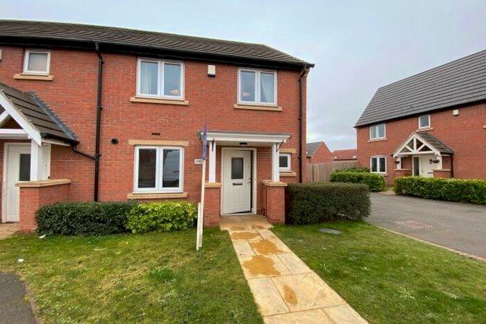 3 Bedroom Property To Rent In Highland Drive, Loughborough, LE11