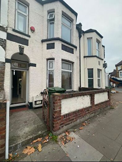 5 Bedroom Terraced House To Rent In Plashet Grove, London, E6