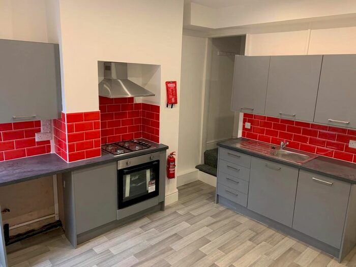 4 Bedroom Property To Rent In Victoria Road, Hanley, Stoke-On-Trent, ST1