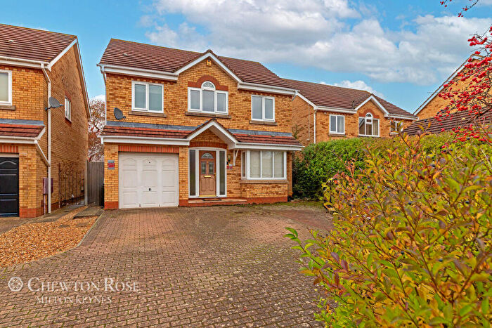 4 Bedroom Detached House For Sale In Flaxbourne Court, Wavendon Gate, MK7