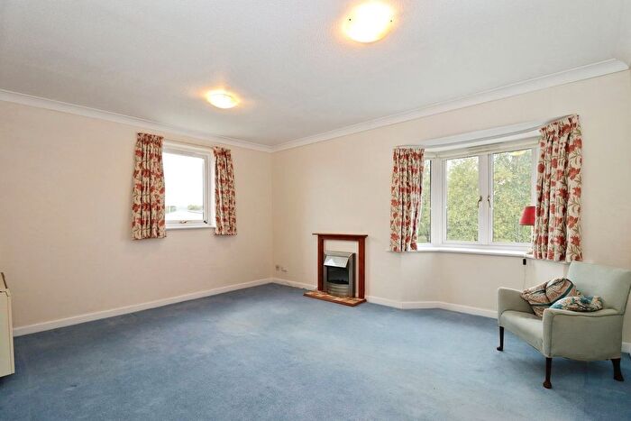 2 Bedroom Property For Sale In Midland Way, Thornbury, Bristol, BS35