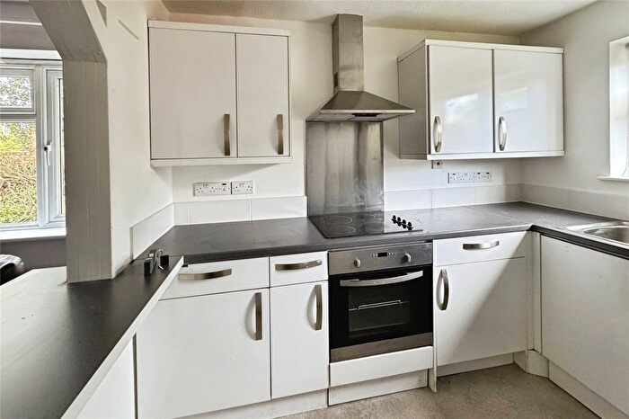4 Bedroom Flat To Rent In Gillon Mews, Canterbury, Kent, CT1