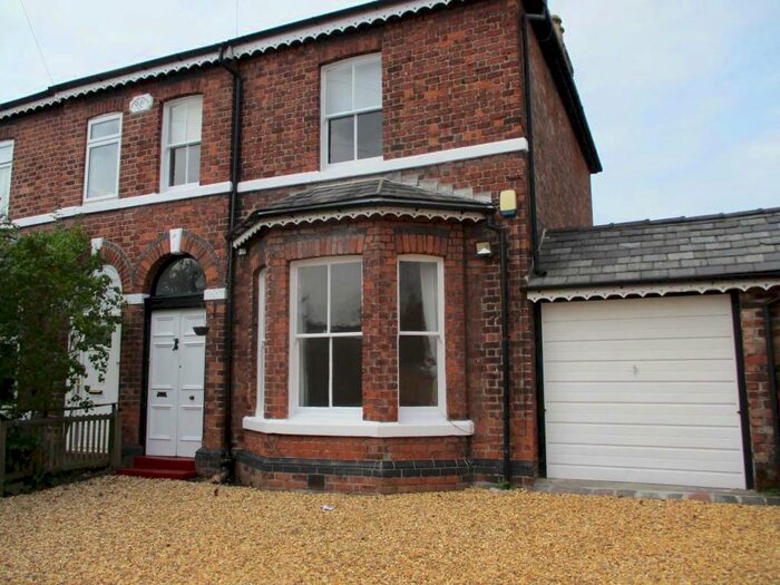 4 Bedroom Semi-Detached House To Rent In Andrews Lane, Formby, Merseyside, L37