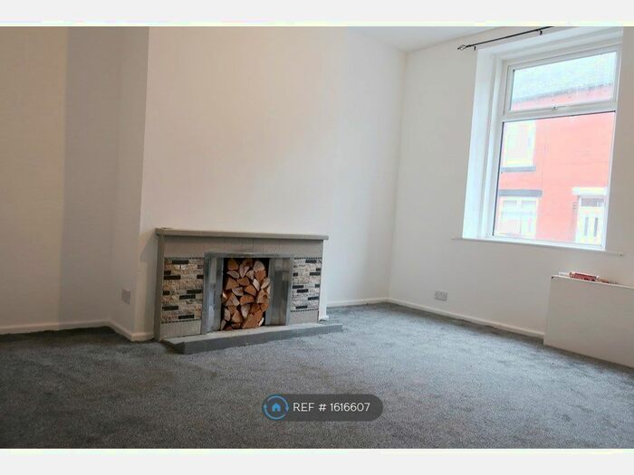 2 Bedroom Terraced House To Rent In Forest Street, Oldham, OL8