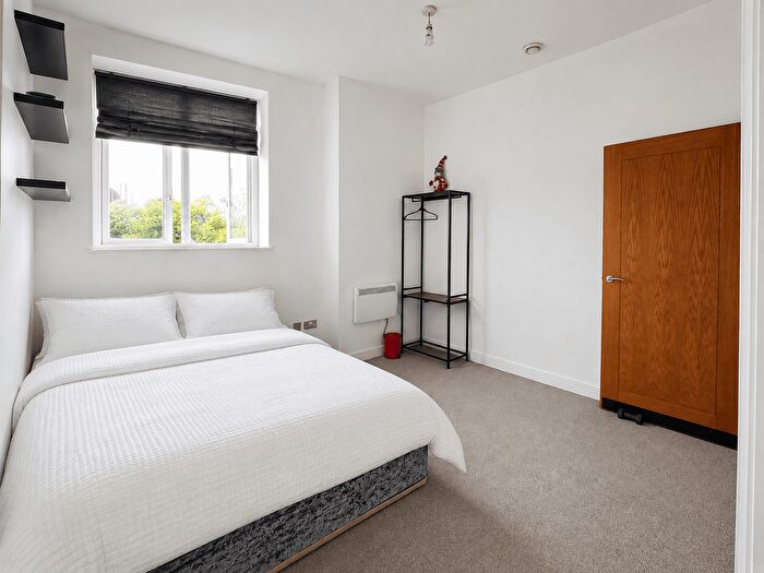 1 Bedroom Flat To Rent In The Quadrangle House, Romford Road, E15
