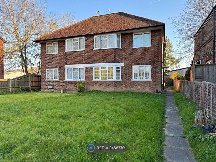 2 Bedroom Flat To Rent In Pinner Road, Harrow, HA1