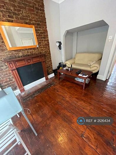 1 Bedroom Flat To Rent In Camden Street, London, NW1