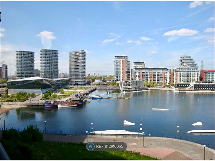 3 Bedroom Flat To Rent In Arragon House, London, E16