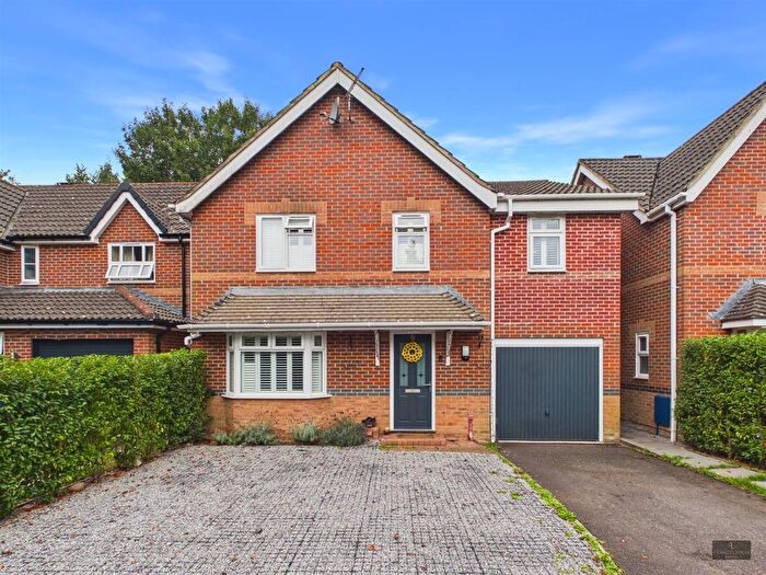 4 Bedroom Property For Sale In Clarke Close, Cullompton, EX15