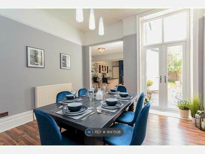 5 Bedroom Semi-Detached House To Rent In Orchard Road, Lytham St. Annes, FY8