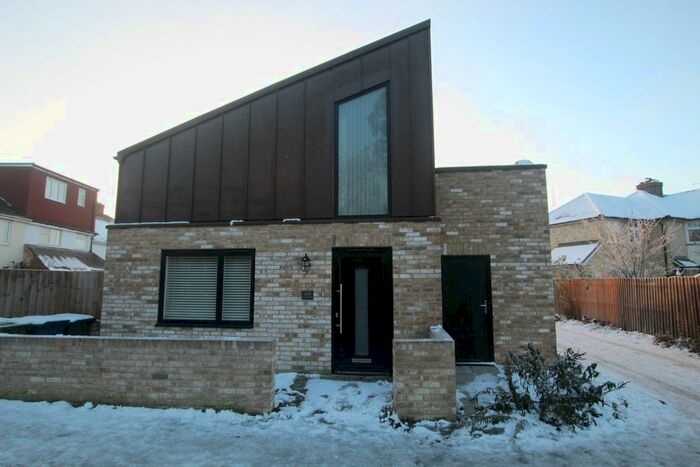 1 Bedroom Detached House To Rent In Cromwell Road, Cambridge, CB1