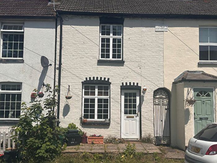 2 Bedroom Terraced House To Rent In New Road, Orpington, Kent, BR6