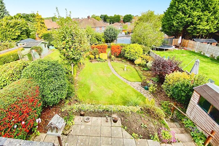 4 Bedroom Semi Detached House For Sale In Hilders Road, Western Park, Leicester, LE3