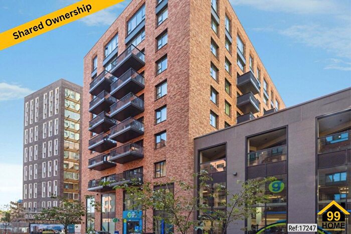3 Bedroom Apartment For Sale In Riverstone Heights, London Borough Of Tower Hamlets, E3