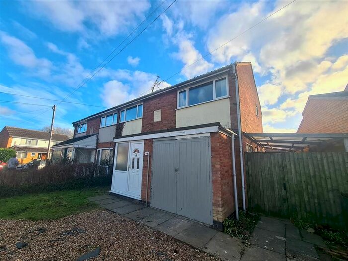 3 Bedroom Property To Rent In Briar Mead, Oadby, Leicester, LE2