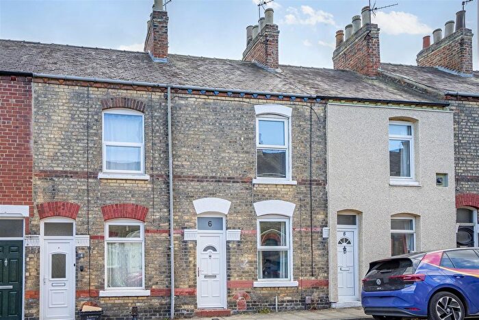 2 Bedroom Terraced House To Rent In Albany Street, Leeman Road, York, YO26