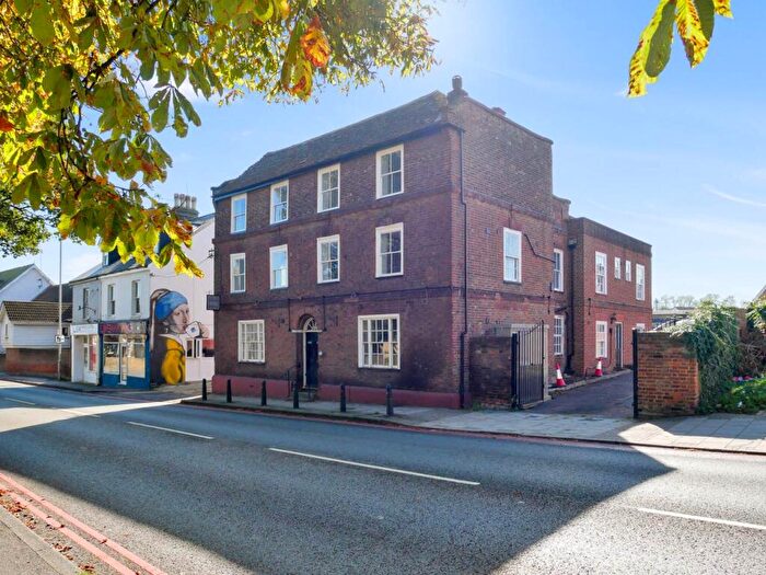 1 Bedroom Apartment To Rent In Durland House, High Street, Rainham, ME8
