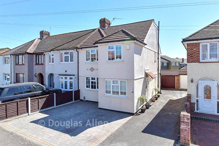4 Bedroom Semi-Detached House For Sale In Carnforth Gardens, Elm Park, Hornchurch, Essex, RM12