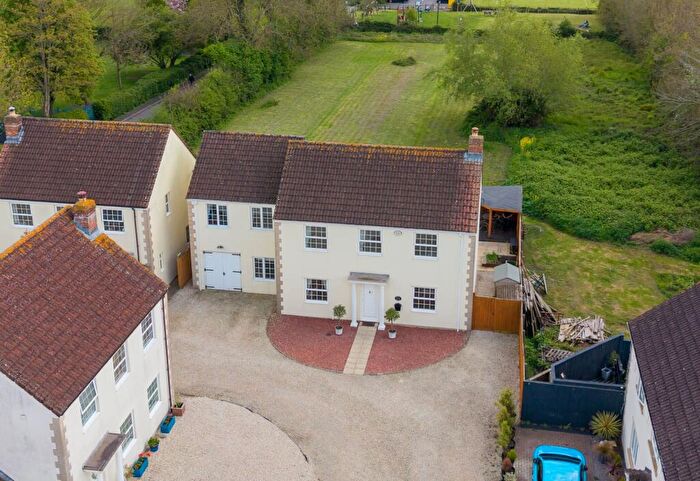 5 Bedroom Detached House For Sale In The Orchards, Meare, BA6