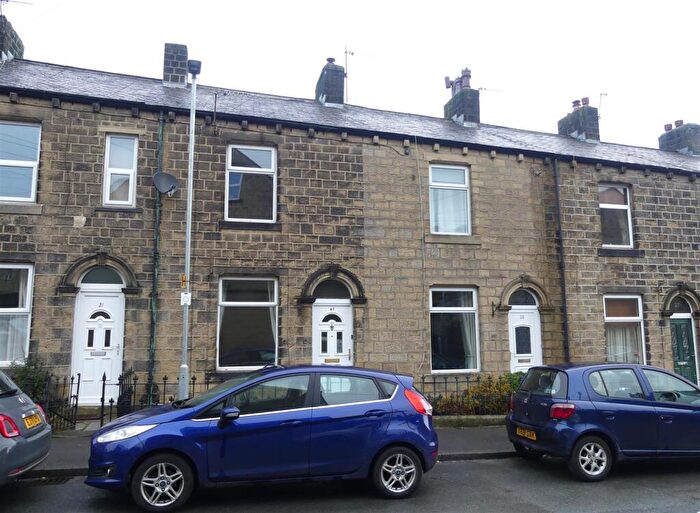 2 Bedroom Terraced House To Rent In East Parade, Steeton, BD20