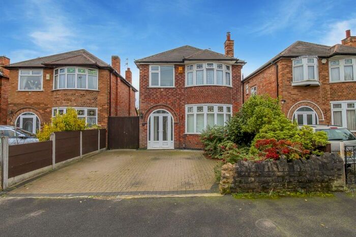 3 Bedroom Detached House To Rent In Hambledon Drive, Wollaton, Nottingham NG8