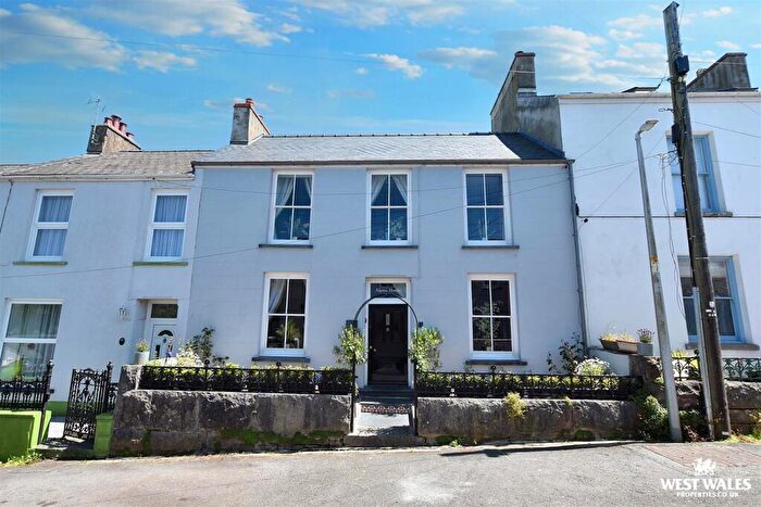 3 Bedroom Terraced House For Sale In Mansel Street, Pembroke, SA71