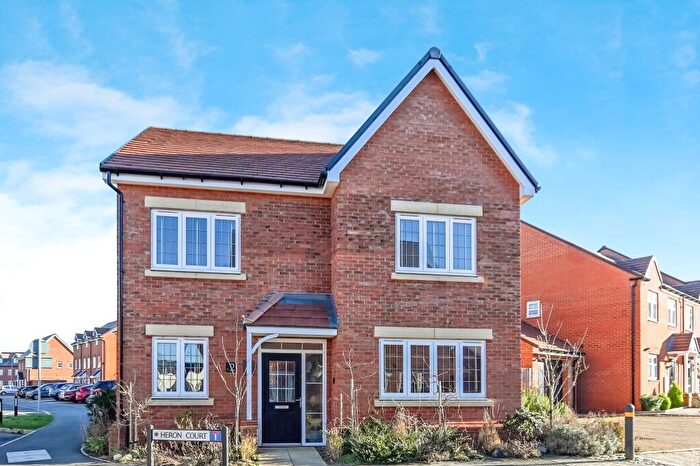 4 Bedroom Detached House For Sale In Heron Court, Biddenham, Bedford, Bedfordshire, MK40