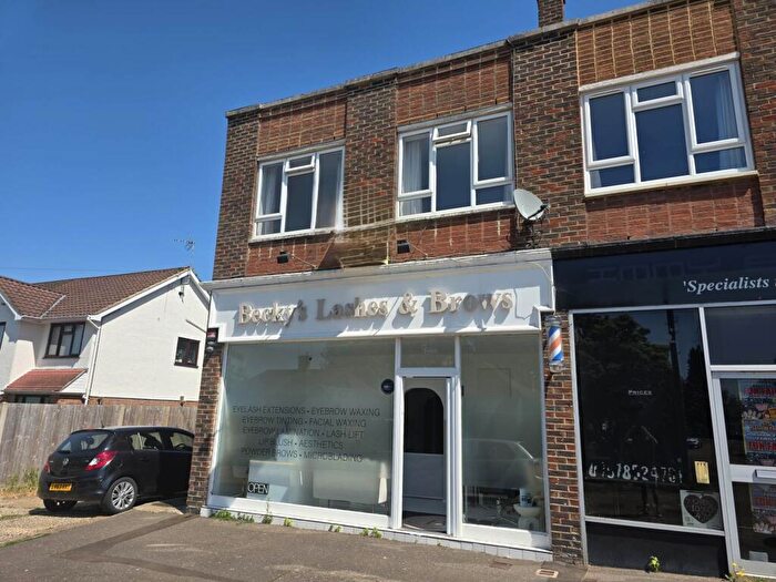 3 Bedroom End Of Terrace House For Sale In The Parade, Caterways, Horsham, RH12