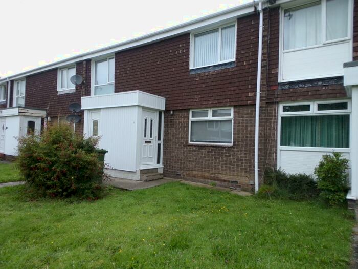 2 Bedroom Flat To Rent In Woodhill Road, Cramlington, Northumberland, NE23