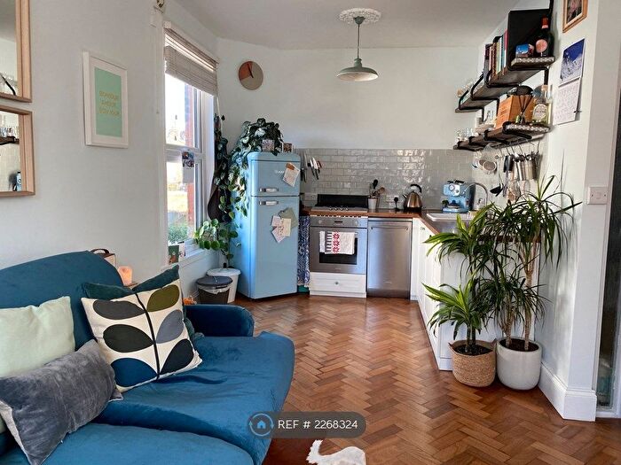 1 Bedroom Flat To Rent In Carysfort Road, London, N8