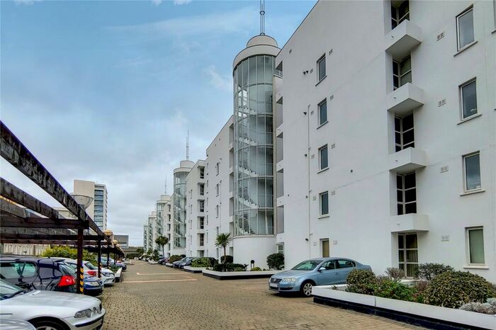 1 Bedroom Flat To Rent In Barrier Point Road, Royal Docks, London, E16