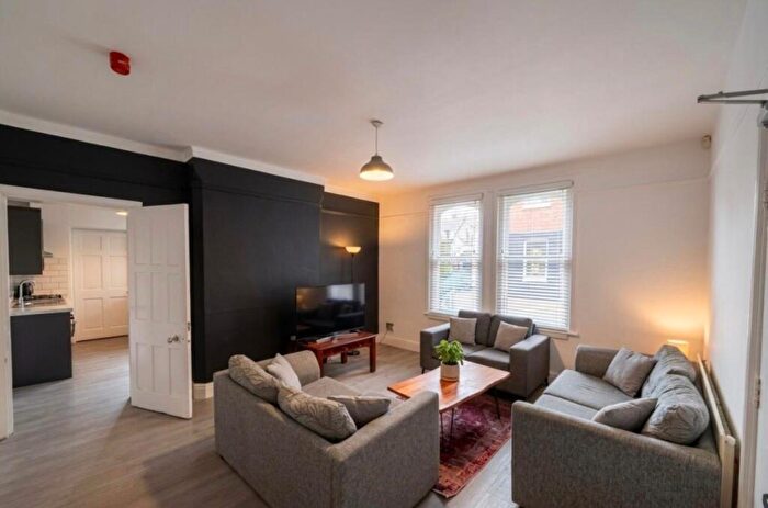 1 Bedroom Property To Rent In Castle Boulevard, Nottingham, Nottinghamshire, NG7