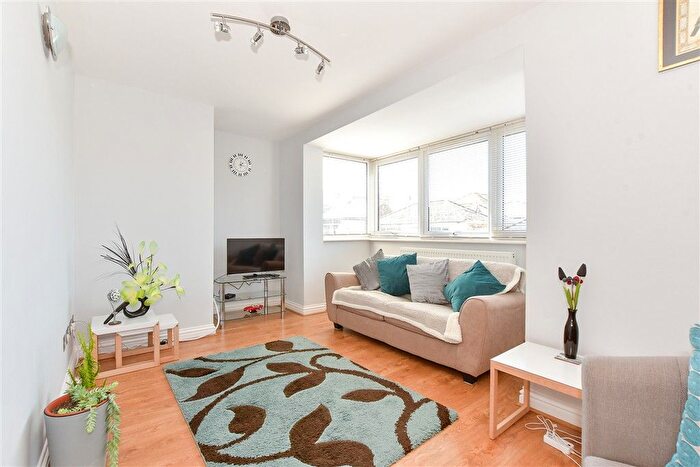 2 Bedroom Flat For Sale In Regent Street, Shanklin, Isle Of Wight, PO37