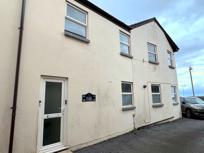 1 Bedroom Flat To Rent In Dawlish, Devon, EX7