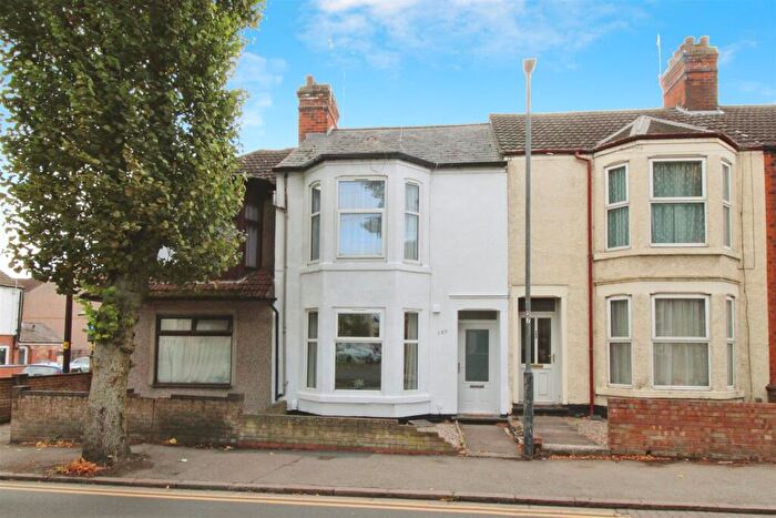 5 Bedroom Terraced House For Sale In Murray Road, Rugby, CV21