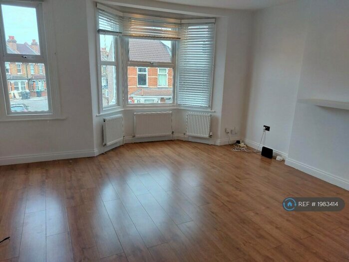 2 Bedroom Flat To Rent In Northcote Road, Croydon, CR0