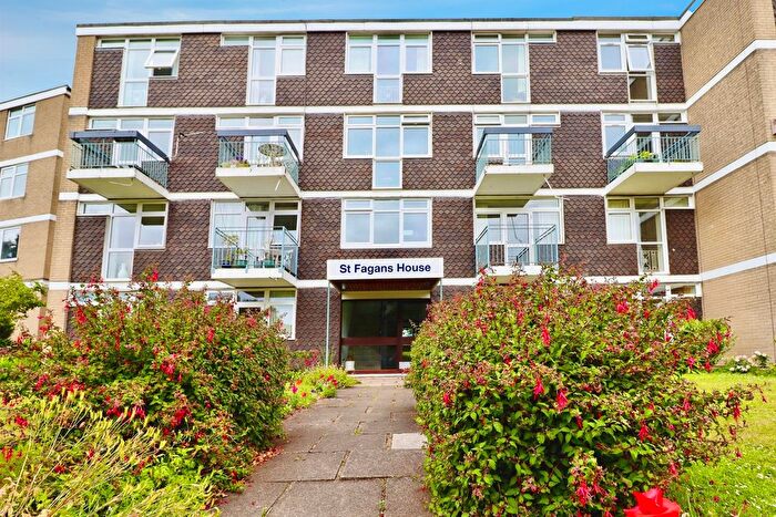 2 Bedroom Flat For Sale In Bradford Place, Penarth, CF64